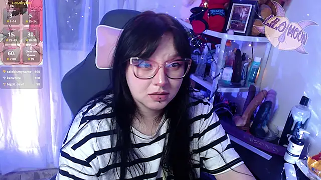 LiloMoon69 online show from 9, 2, 2025