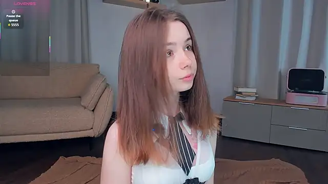 Snapshot of DominikaElis chatting on 6, 6, 2026 DominikaElis online show from 6, 6, 2026