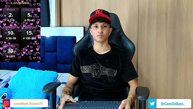 Snapshot of _CamiloBass chatting on 13, 2, 2026 CamiloBass online show from 13, 2, 2026