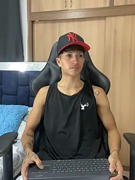 Snapshot of _CamiloBass chatting on 3, 3, 2026 CamiloBass online show from 3, 3, 2026