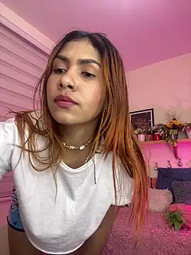 Snapshot of soy_sarah_ chatting on 11, 2, 2025 soy sarah online show from 11, 2, 2025