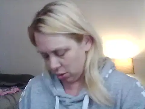 burrkitty online show from 27, 12, 2024