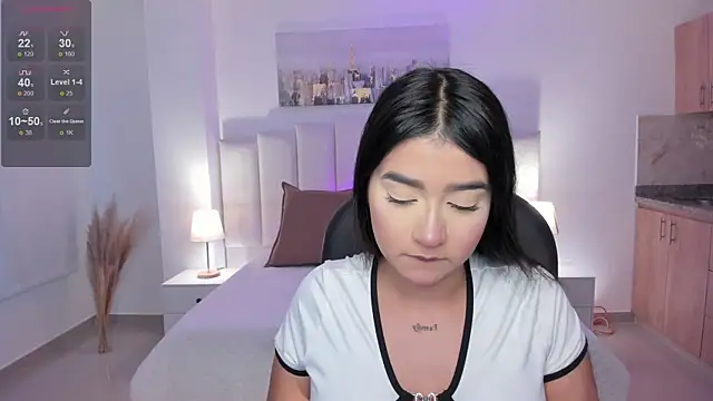 Snapshot of amelie_jhons chatting on 2, 10, 2025 amelie jhons online show from 2, 10, 2025