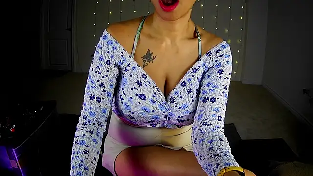 Snapshot of roma_indobong_temptress chatting on 19, 2, 2026 roma indobong temptress online show from 19, 2, 2026