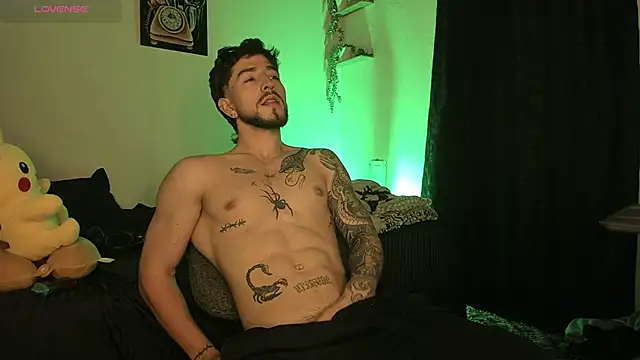 Valentino Xander online show from 22, 3, 2025