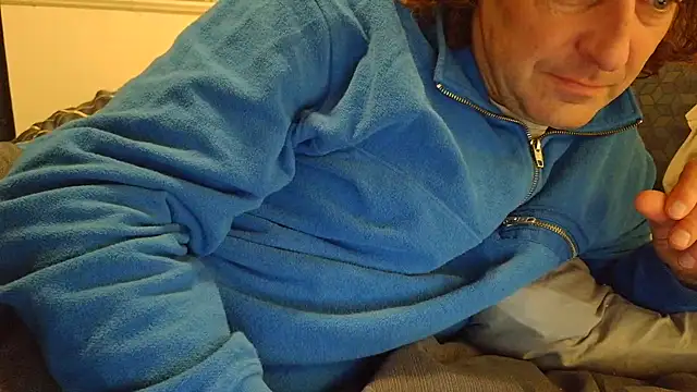 Snapshot of costanza7070 chatting on 15, 3, 2025 costanza7070 online show from 15, 3, 2025