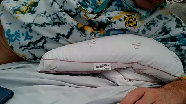 Snapshot of costanza7070 chatting on 21, 3, 2025 costanza7070 online show from 21, 3, 2025