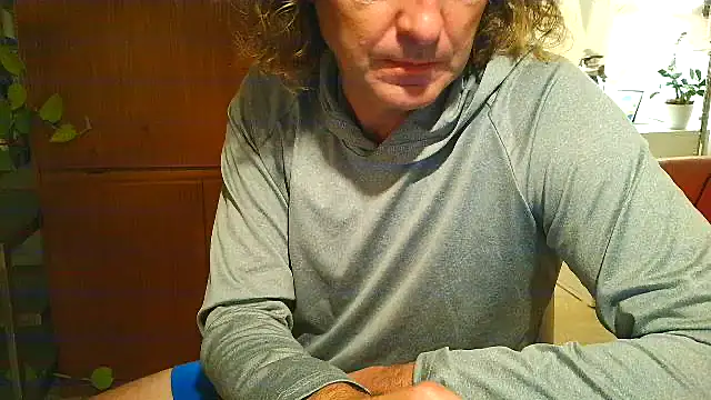 Snapshot of costanza7070 chatting on 17, 10, 2025 costanza7070 online show from 17, 10, 2025