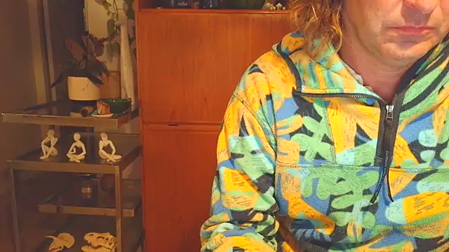 Snapshot of costanza7070 chatting on 29, 10, 2025 costanza7070 online show from 29, 10, 2025