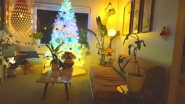 Snapshot of costanza7070 chatting on 2, 12, 2025 costanza7070 online show from 2, 12, 2025