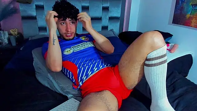 Snapshot of Piggy_Eddy chatting on 3, 2, 2025 Piggy Eddy online show from 3, 2, 2025