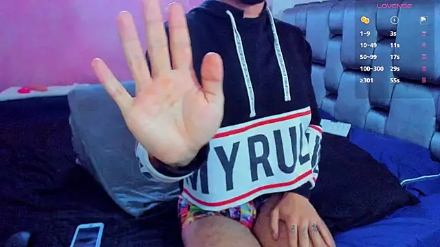 Snapshot of Piggy_Eddy chatting on 19, 2, 2025 Piggy Eddy online show from 19, 2, 2025