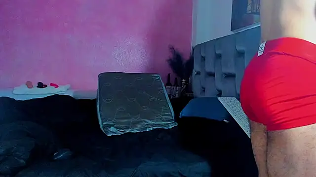 Snapshot of Piggy_Eddy chatting on 19, 3, 2025 Piggy Eddy online show from 19, 3, 2025