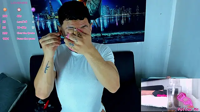 Snapshot of Piggy_Eddy chatting on 11, 9, 2025 Piggy Eddy online show from 11, 9, 2025