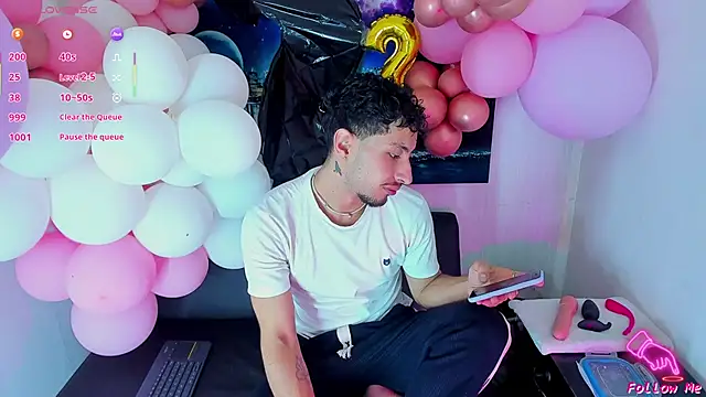 Snapshot of Piggy_Eddy chatting on 1, 10, 2025 Piggy Eddy online show from 1, 10, 2025