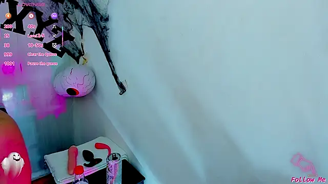 Snapshot of Piggy_Eddy chatting on 3, 11, 2025 Piggy Eddy online show from 3, 11, 2025