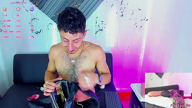 Snapshot of Piggy_Eddy chatting on 24, 11, 2025 Piggy Eddy online show from 24, 11, 2025