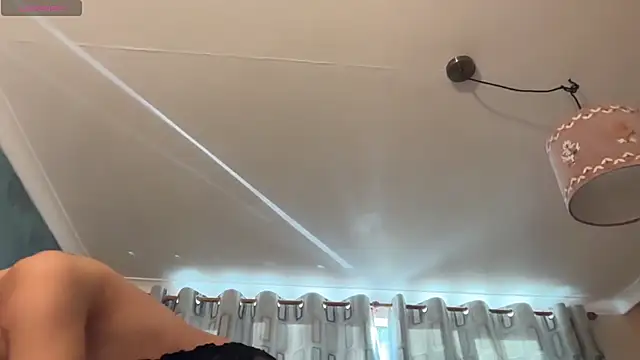 Snapshot of JennyHazel1 chatting on 2, 11, 2025 JennyHazel1 online show from 2, 11, 2025