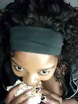 bigbootyboohle online show from 12, 12, 2024