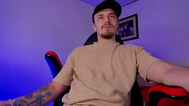 Snapshot of james_connor2 chatting on 24, 1, 2025 james connor2 online show from 24, 1, 2025