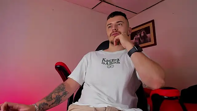 Snapshot of james_connor2 chatting on 29, 1, 2025 james connor2 online show from 29, 1, 2025