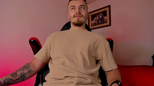 Snapshot of james_connor2 chatting on 30, 1, 2025 james connor2 online show from 30, 1, 2025