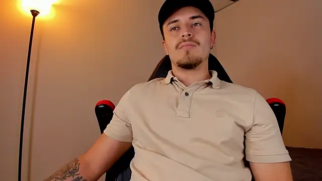 Snapshot of james_connor2 chatting on 4, 3, 2025 james connor2 online show from 4, 3, 2025