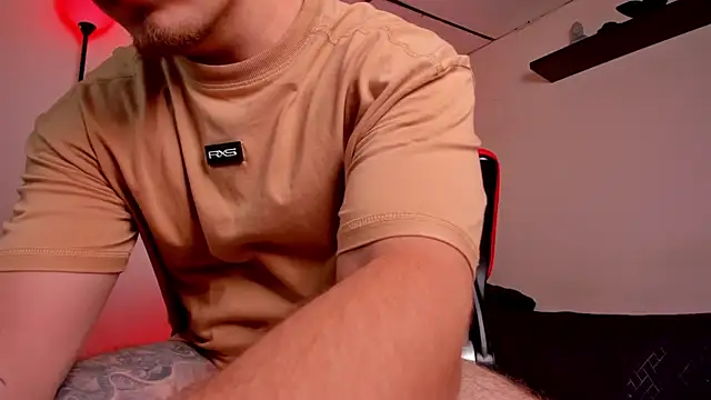 Snapshot of james_connor2 chatting on 1, 11, 2025 james connor2 online show from 1, 11, 2025