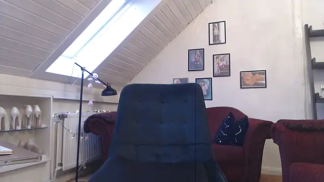 GinaBlonde online show from 29, 1, 2025