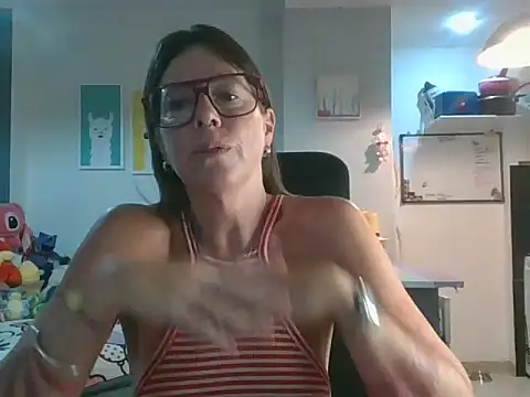 Snapshot of Calentandote chatting on 1, 2, 2026 Calentandote online show from 1, 2, 2026