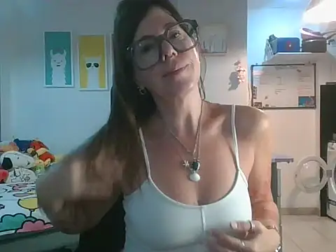 Snapshot of Calentandote chatting on 3, 4, 2026 Calentandote online show from 3, 4, 2026