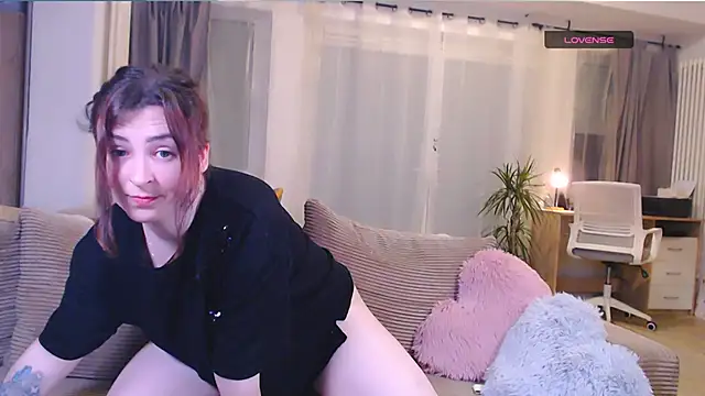 Caroline1995 online show from 18, 3, 2026