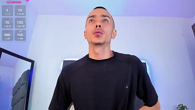 Snapshot of steven_hott8 chatting on 9, 2, 2025 steven hott8 online show from 9, 2, 2025