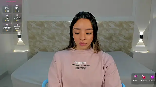 AliceRoss0 online show from 17, 10, 2025