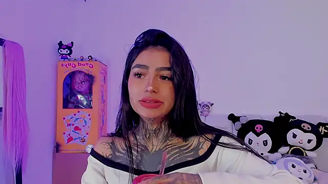 shadowcatt  online show from 4, 11, 2025