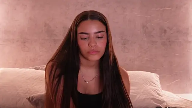 Nicky and Blake online show from 16, 12, 2025