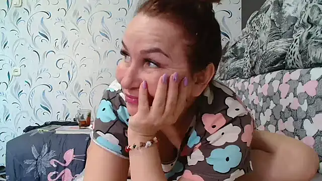 Vika  online show from 18, 2, 2025