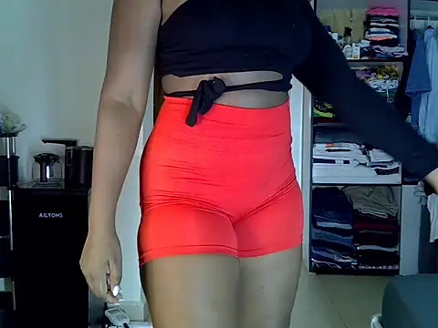 Snapshot of Sexxyrebby chatting on 6, 5, 2026 Sexxyrebby online show from 6, 5, 2026