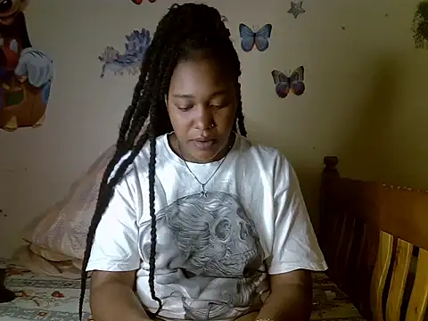 Pretty tiffany online show from 9, 9, 2025