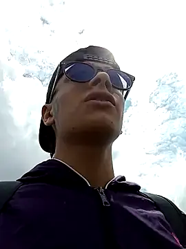 Cuervo maniaco online show from 10, 12, 2024