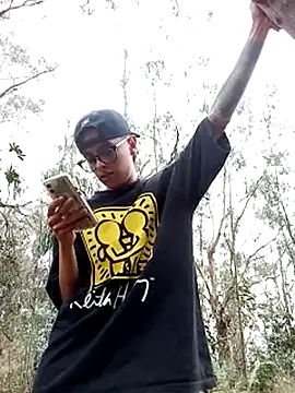 Cuervo maniaco online show from 5, 3, 2025