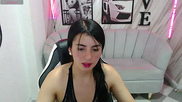 Snapshot of _samantha_b chatting on 11, 1, 2025 samantha b online show from 11, 1, 2025