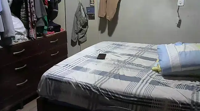 Snapshot of RenziTatte chatting on 6, 12, 2024 RenziTatte online show from 6, 12, 2024