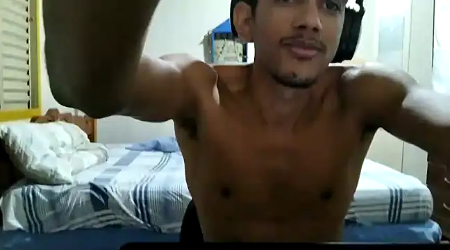 Snapshot of RenziTatte chatting on 11, 1, 2025 RenziTatte online show from 11, 1, 2025