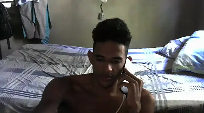 Snapshot of RenziTatte chatting on 27, 2, 2025 RenziTatte online show from 27, 2, 2025