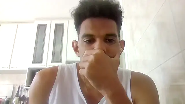 Snapshot of RenziTatte chatting on 19, 9, 2025 RenziTatte online show from 19, 9, 2025