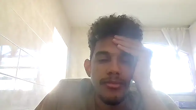 Snapshot of RenziTatte chatting on 29, 9, 2025 RenziTatte online show from 29, 9, 2025