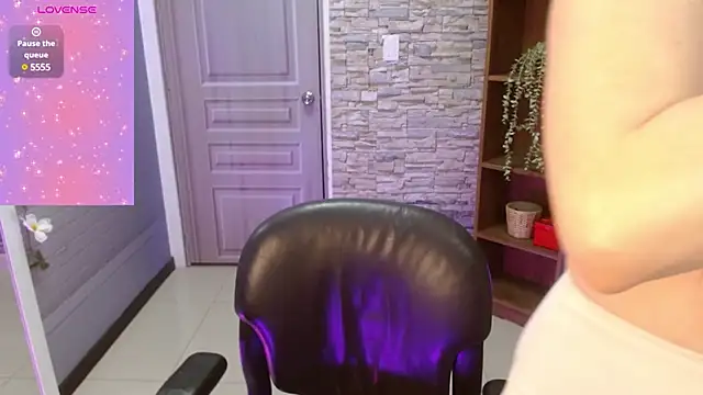 Manuela bela online show from 7, 2, 2025