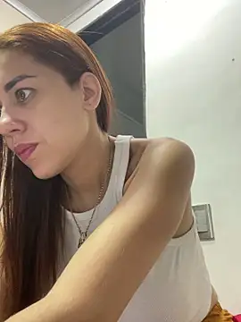 Snapshot of AnnbellaRosse chatting on 29, 10, 2025 AnnbellaRosse online show from 29, 10, 2025