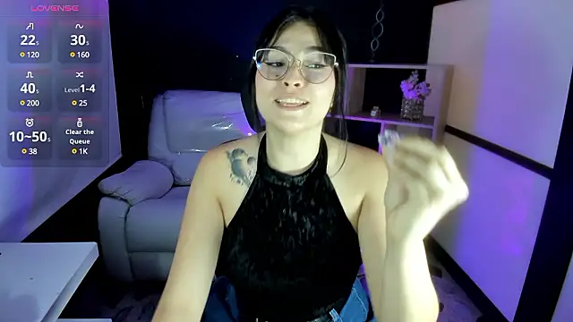 Snapshot of TifanyWhite_ chatting on 3, 12, 2024 TifanyWhite online show from 3, 12, 2024